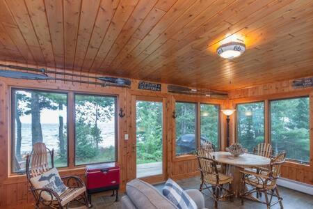 Lake Superior Cabin With Fireplace Snowmobile Trails Villa Paradise Exterior photo